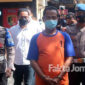 SB (50), oknum kiai di Jombang yang tega mencabuli dan menyetubuhi santriwatinya.