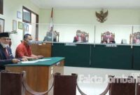Proses sidang perkara wanprestasi utang piutang dengan agenda jawaban dari pihak tergugat (Ning Ema dan Gus Aidil) yang berujung penundaan sidang di PN Jombang, Kamis (5/8/2021),