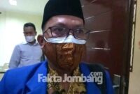 Mohamad Sholahuddin, kuasa hukum dua Tergugat, yaitu Ning Ema dan Gus Aidil, usai persidangan di PN Jombang, Kamis (9/9/2021).