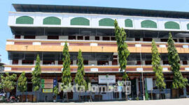 Gedung SMA Budi Utomo, Desa Gadingmangu, Kecamatan Perak, Kabupaten Jombang.