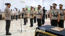 Kapolres Jombang AKBP Agung Setyo Nugroho memimpin langsung Sertijab di Gedung Graha Bhakti Bhayangkara Polres Jombang, Rabu (3/11/2021). 