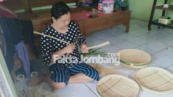 perajin anyaman bambu Segodorejo Sumobito Jombang