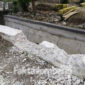 Plengsengan cor di Desa Plabuhan, Kecamatan Plandaan, Kabupaten Jombang, ditemukan rusak, Kamis (18/11/2021).