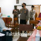Kapolres Jombang, AKBP Moh Nurhidayat saat melakukan pemantauan vaksinasi di MTs Perguruan Muallimat, Ponpes Walisongo, Desa Cukir, Kecamatan Diwek, Kabupaten Jombang.
