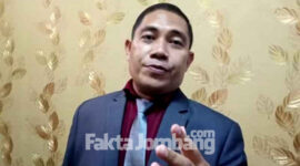 Dr King Faisal Sulaiman, saksi ahli tata negara usai memberikan keterangan di sidang hari keempat praperadilan yang dilayangkan MSA di PN Jombang, Selasa (25/1/2022).