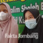 Santri Ponpes Rumah Quran OSB milik Umi Bibi Kulsum atau ibu dari Fatimah Az-Zahra Salim Barabud, di Peterongan, Kabupaten Jombang.
