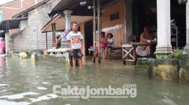 Kondisi banjir di Desa Jatigedong, Kecamatan Ploso, Kabupaten Jombang, Sabtu (12/3/2022).