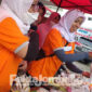 Salah satu stan pada even pekan jajanan tradisional yang dihelat Pemdes Kepatihan, Kecamatan/ Kabupaten Jombang.