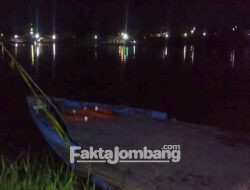 4 Jam Belum Ditemukan, Pencarian Satu Korban Tercebur ke Sungai Brantas Jombang Dihentikan