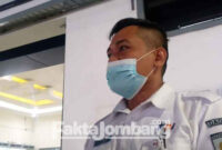 Kepala Sub Urusan Customer Care Stasiun Jombang, Sunaris.