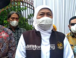 Nyai Lily Wahid Berpulang, Gubernur Khofifah Takziah ke Tebuireng Jombang