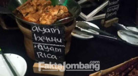 Salah satu menu dalam paket kuliner bernama 'Pokwe', yang ada di Restoran Green Red Hotel Syariah, Peterongan, Kabupaten Jombang, Jawa Timur.