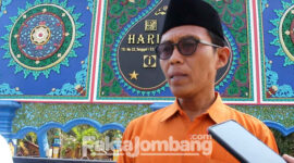 Nurhadi, kepala sekolah Bustanul Ula (setara Madrasah Ibtidaiyah,) pesantren Shiddiqiyyah, Losari, Ploso, Jombang