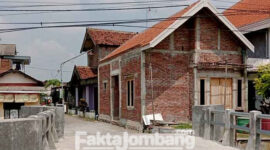 Bangunan Polindes Desa Tanggungkramat, Kecamatan Ploso, Kabupaten Jombang yang berdiri di eks lumbung kemakmuran, Dusun Kramat, desa setempat. (dok)