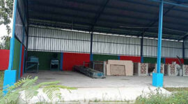 Bangunan TPS3R di Desa Mojongapit, Kecamatan/Kabupaten Jombang yang belum berfungsi alias mangkrak.